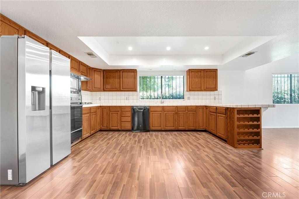 Valley Village, CA 91607,11940 Tiara ST