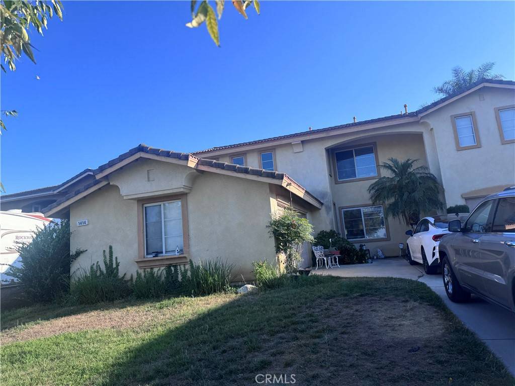 Corona, CA 92881,1414 Baldwin DR