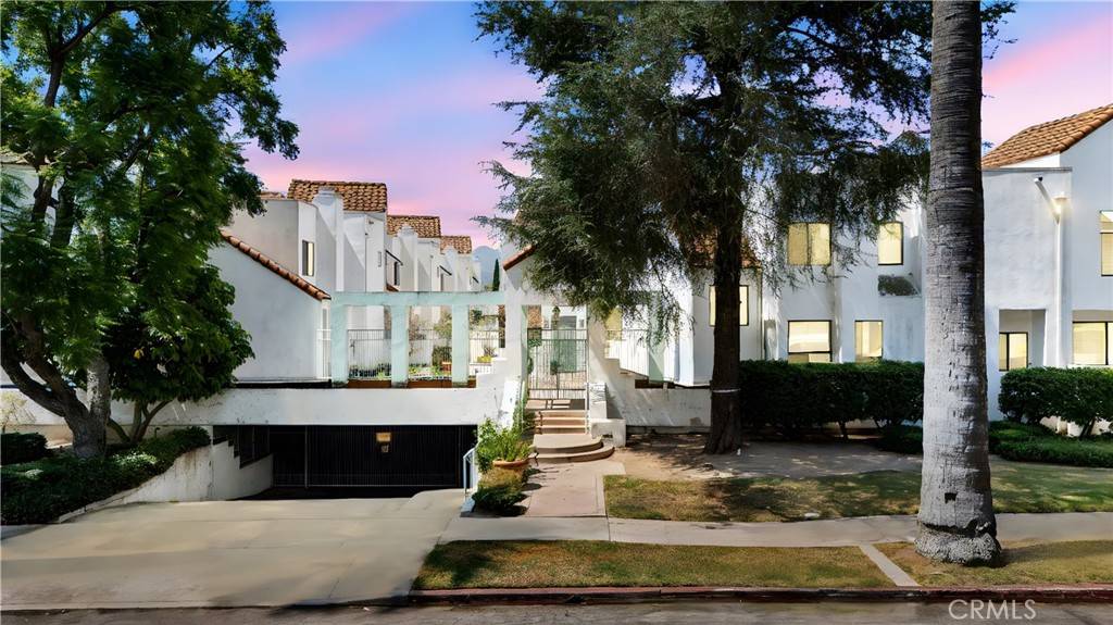 Glendale, CA 91201,1340 Glenwood RD #28