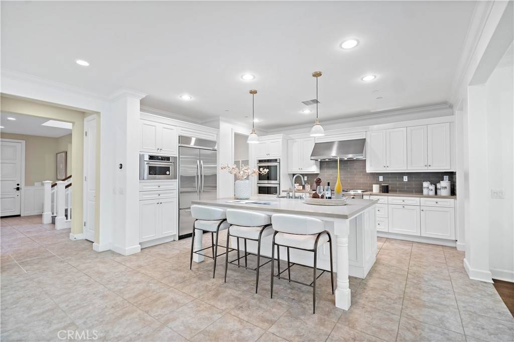 Irvine, CA 92620,79 Rossmore