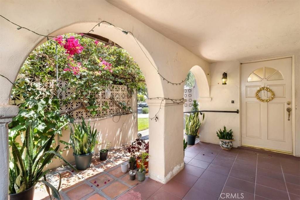 Alhambra, CA 91801,1145 S 4th ST