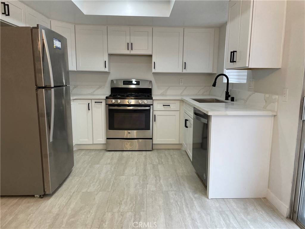 Rosemead, CA 91770,1540 Potrero Grande DR #A