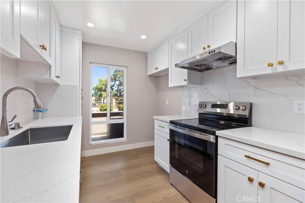 Hacienda Heights, CA 91745,17078 Colima RD #323