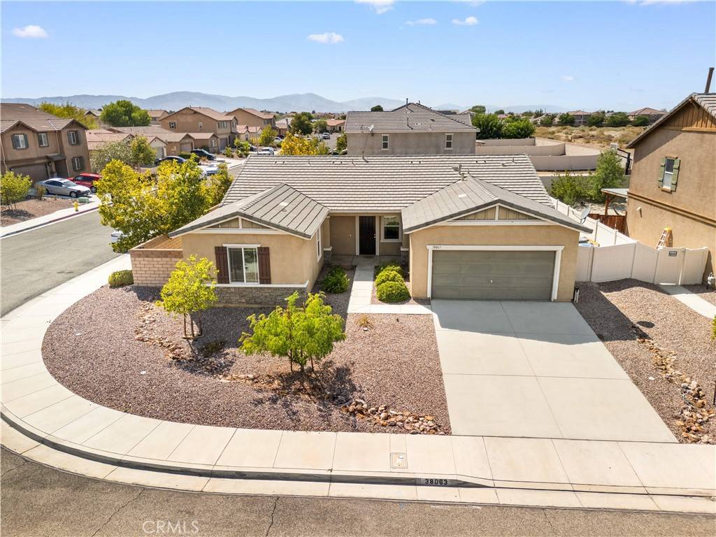 Palmdale, CA 93552,38063 Versailles ST