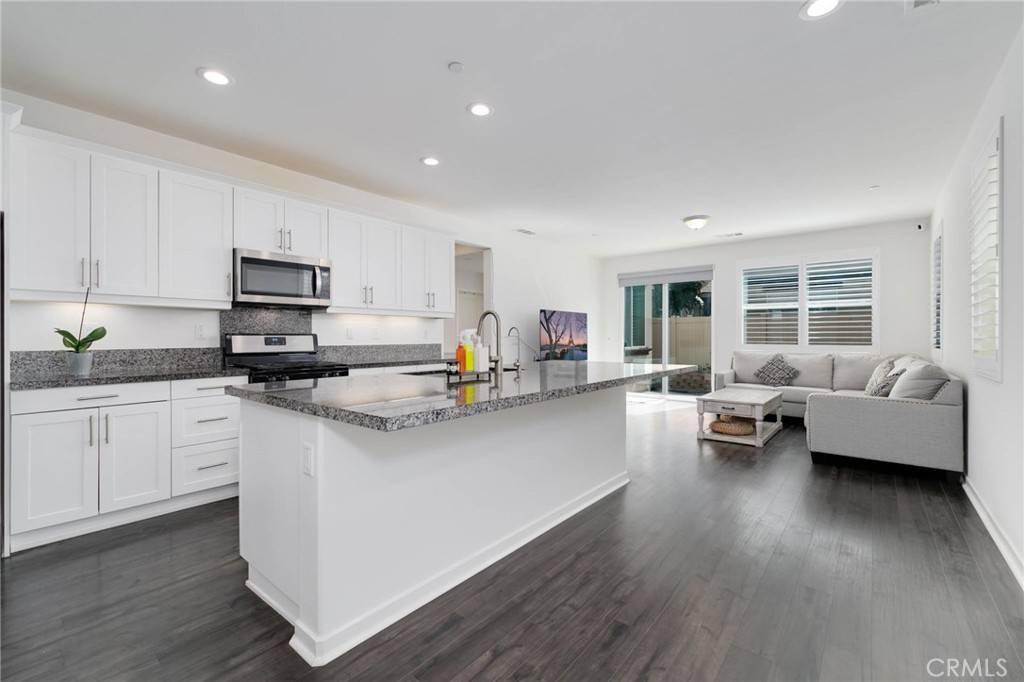 Chino, CA 91710,13855 Clearwater AVE