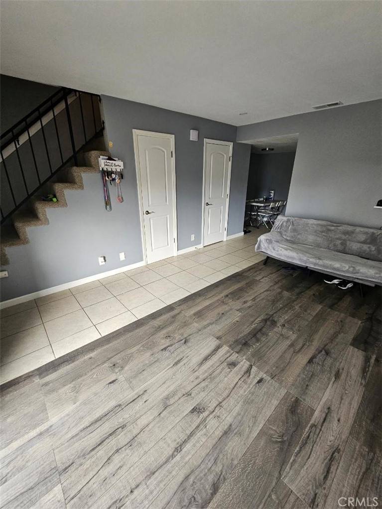 Lompoc, CA 93436,1105 W Cypress AVE #J