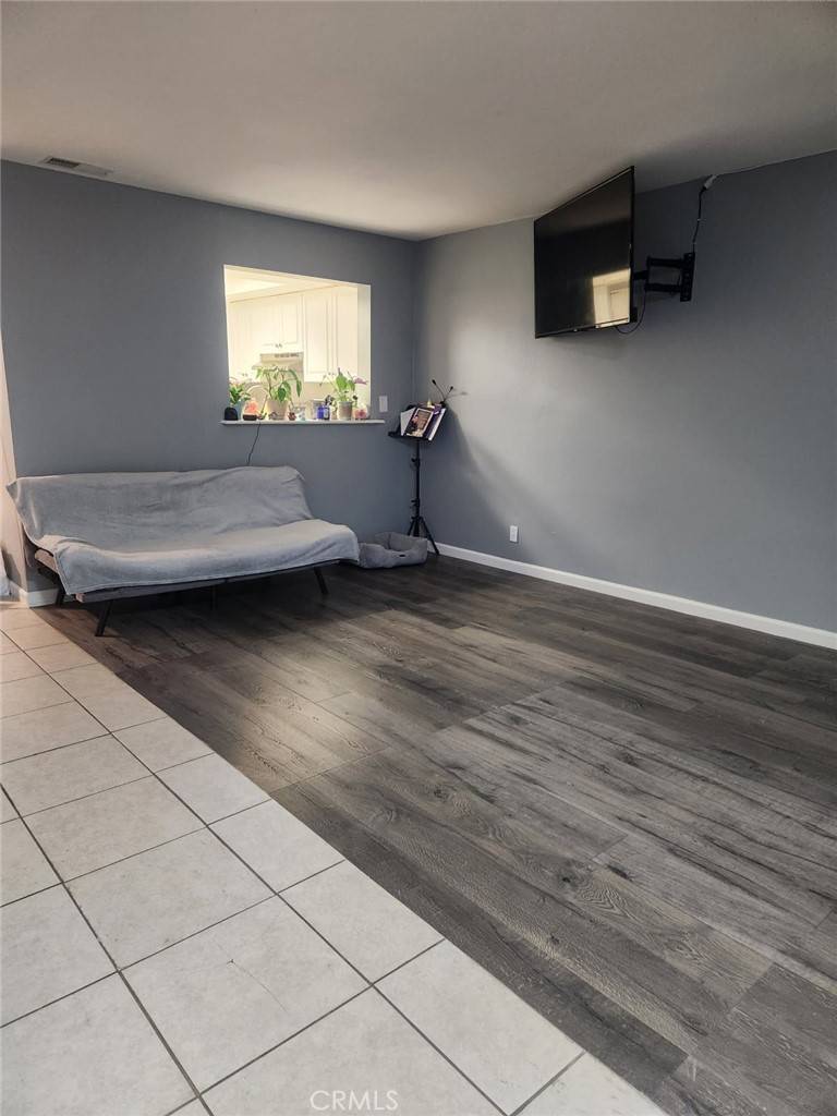 Lompoc, CA 93436,1105 W Cypress AVE #J