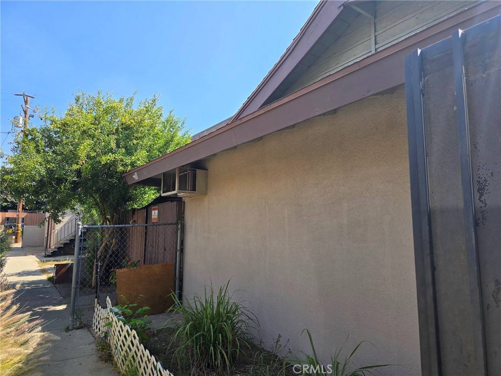 Montclair, CA 91763,4642 Canoga ST