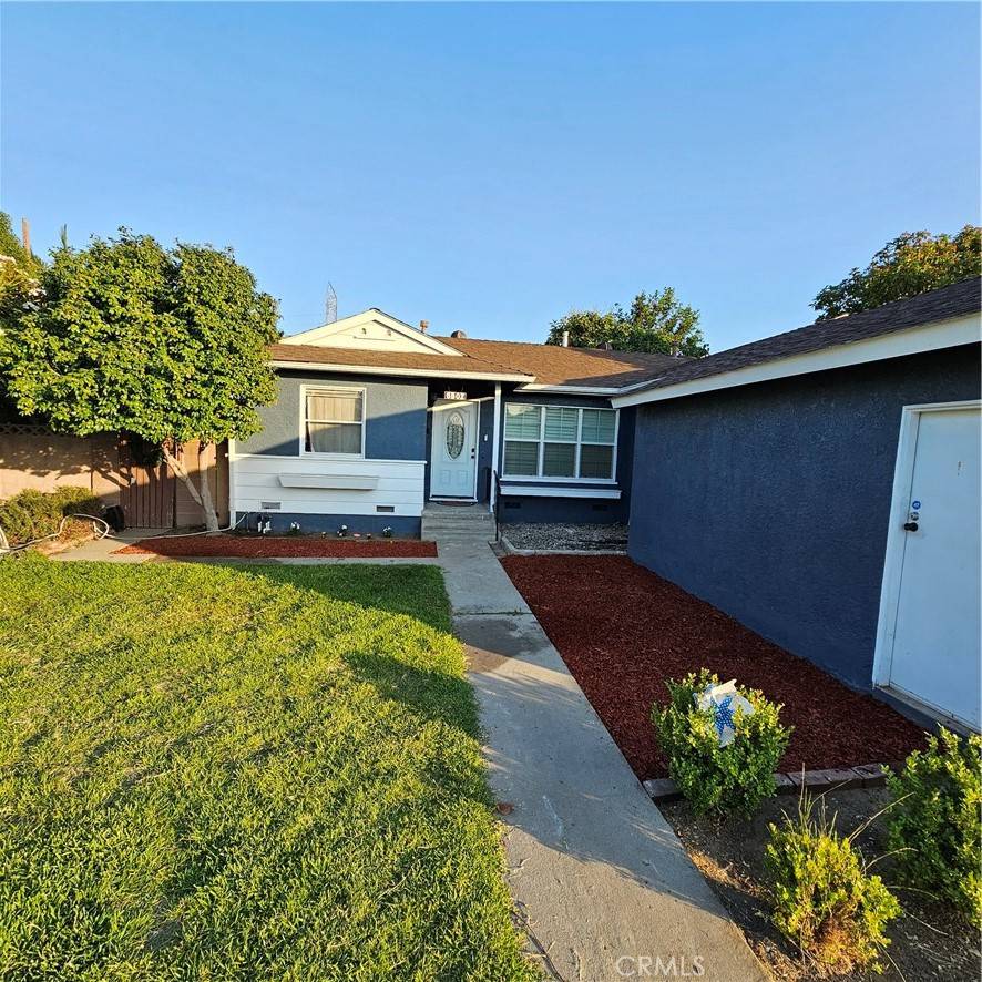 Downey, CA 90240,6502 Dos Rios RD