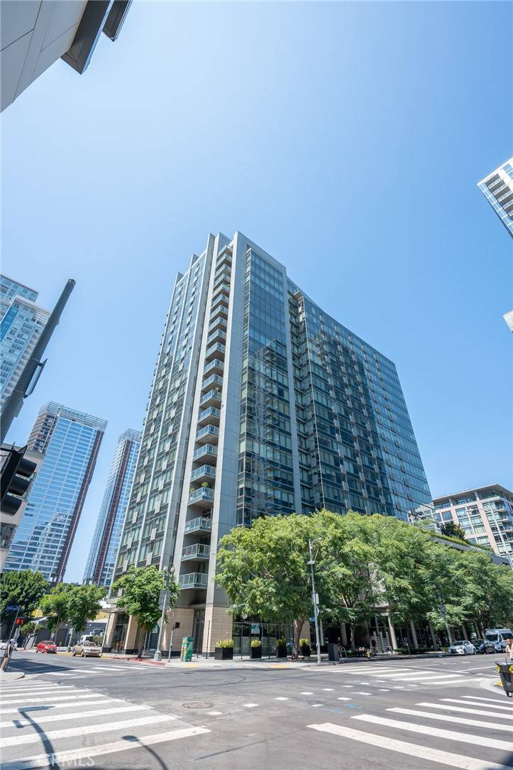 Los Angeles, CA 90015,1155 South Grand Avenue #2105