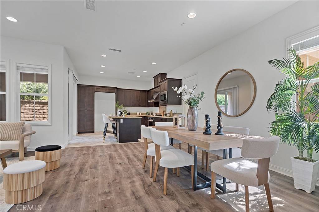 Lake Forest, CA 92630,32 Torosa