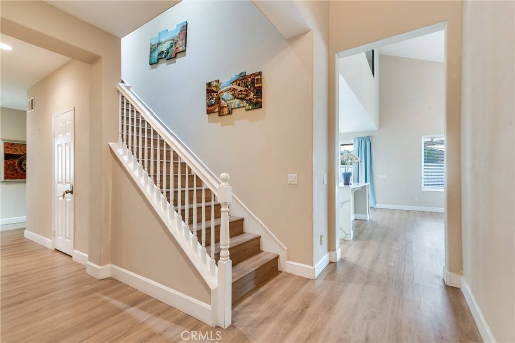 Eastvale, CA 92880,13711 Hidden