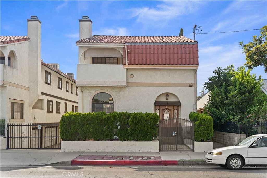 Montebello, CA 90640,215 N Maple AVE #A