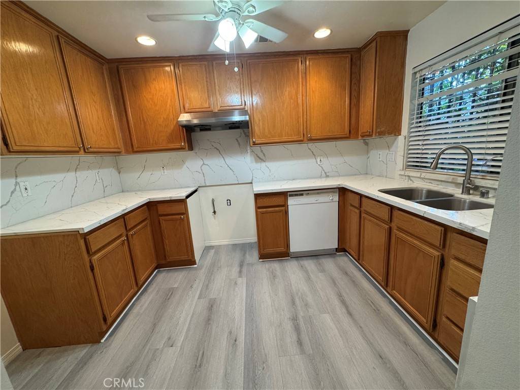 El Monte, CA 91733,9532 Cortada ST #D