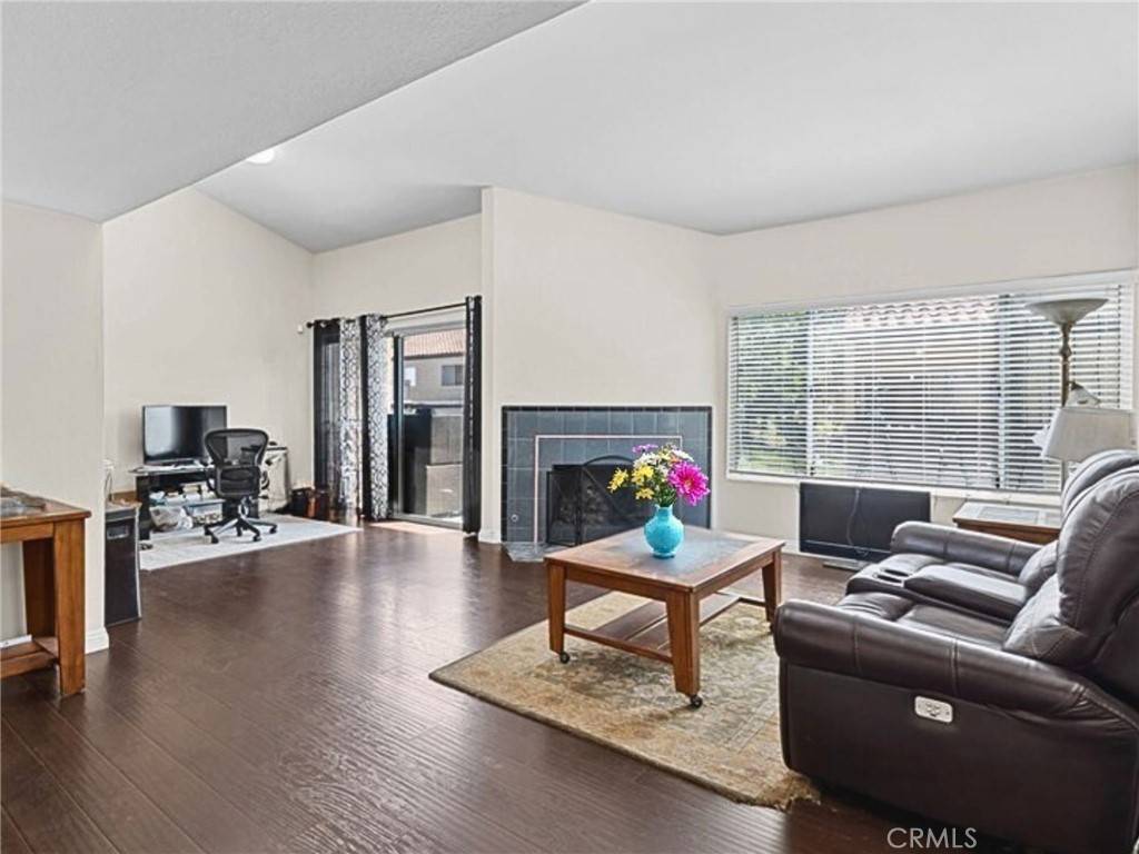 Montclair, CA 91763,9382 Shadowood DR