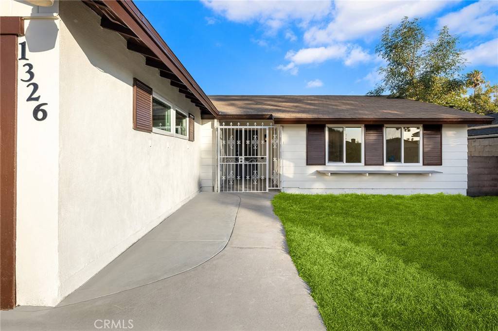La Puente, CA 91746,1326 Mayland AVE