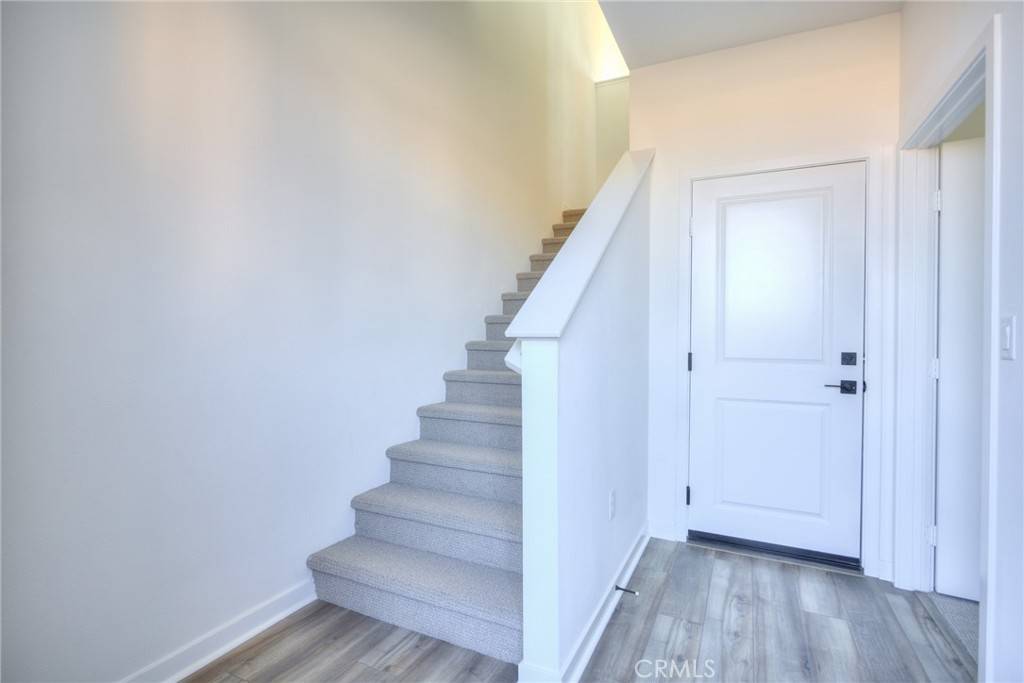 Eastvale, CA 92880,6003 Huntington Dr