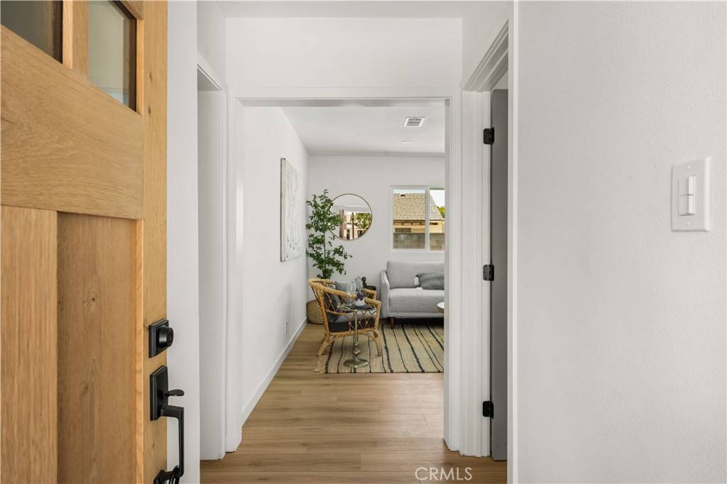 Reseda, CA 91335,8051 Etiwanda AVE