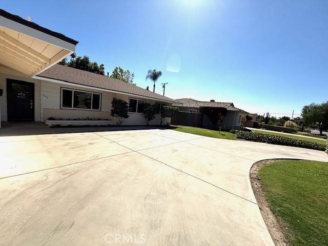 Glendora, CA 91741,926 E Dalton Ave