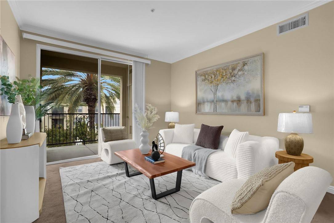 Irvine, CA 92612,2405 Watermarke PL