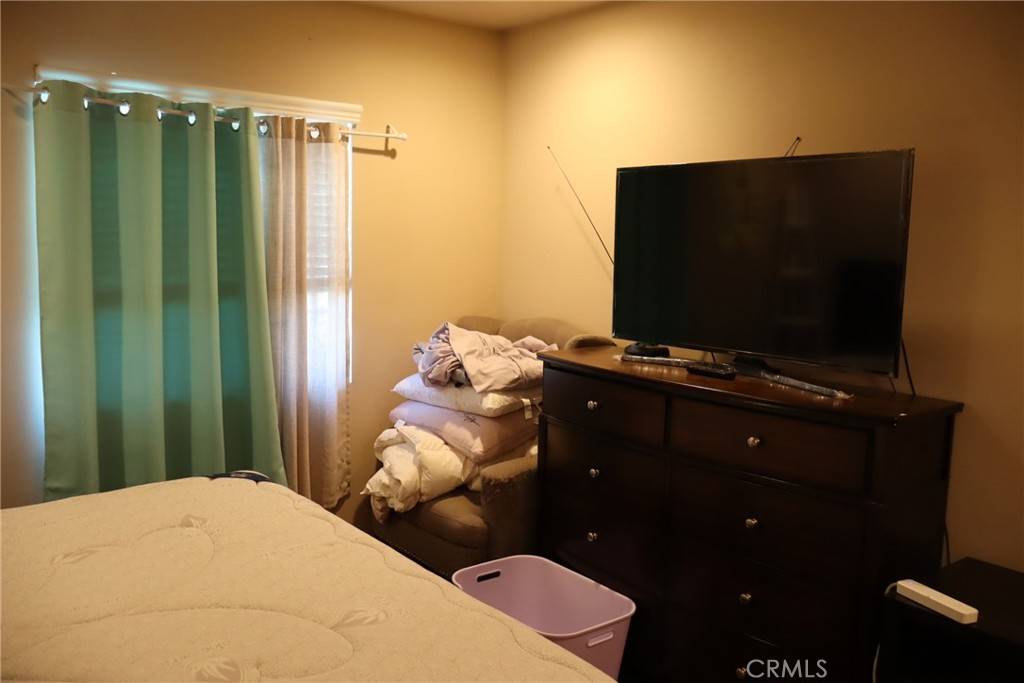 Monterey Park, CA 91755,332 Gleason ST E