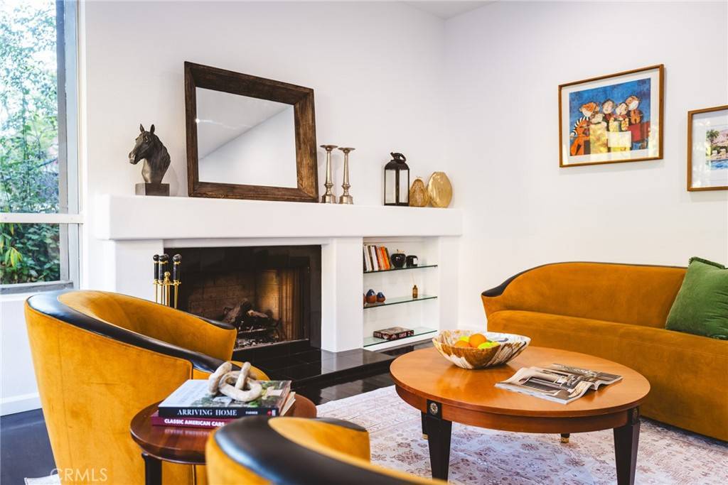 Los Angeles, CA 90077,1833 Roscomare RD