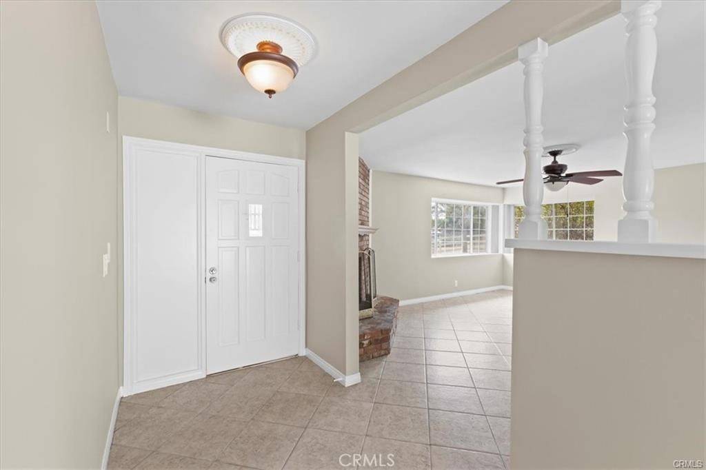 Corona, CA 92881,19995 Layton