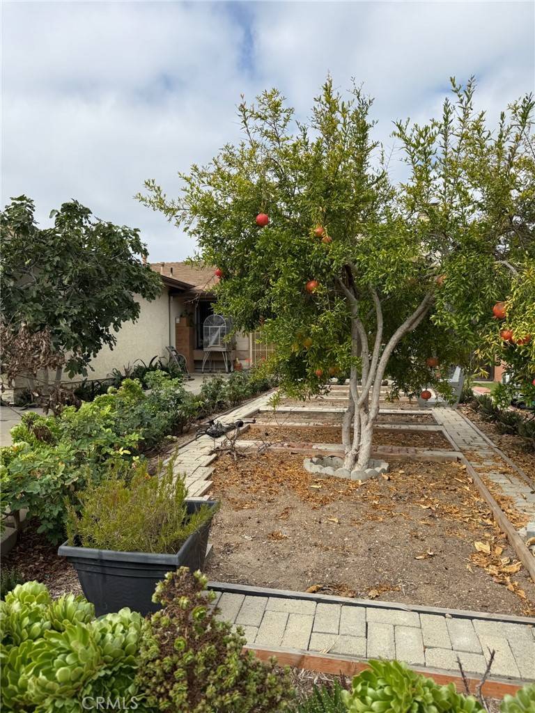 San Diego, CA 92126,7857 Embry