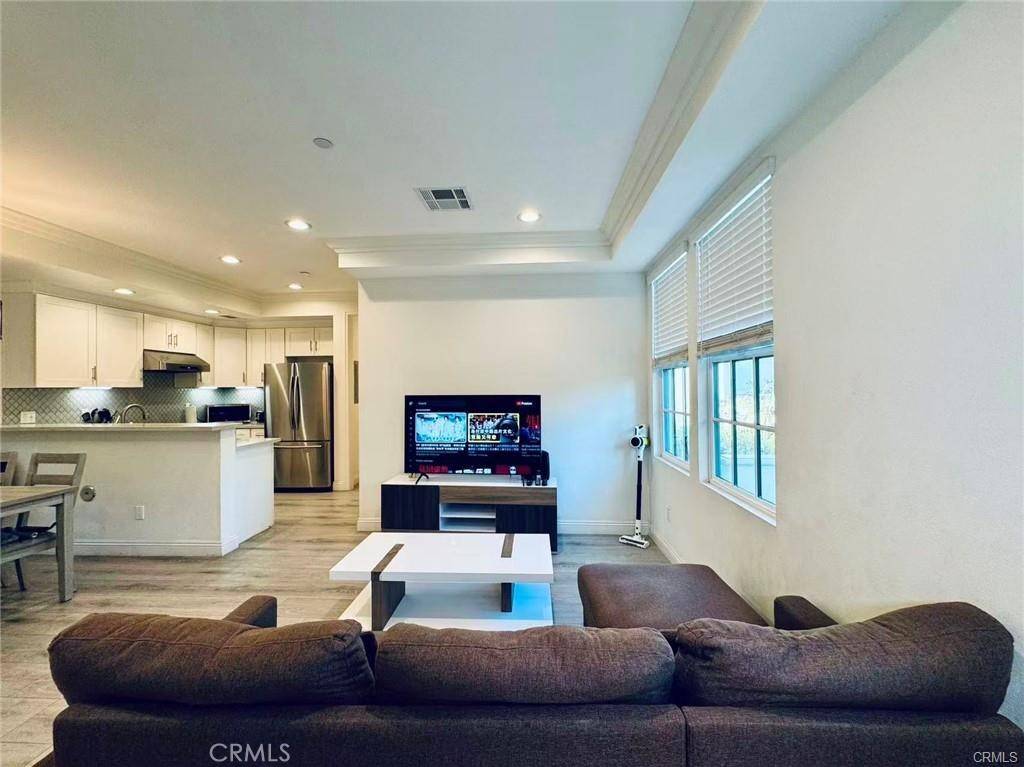 Pasadena, CA 91106,118 N Allen Ave #4