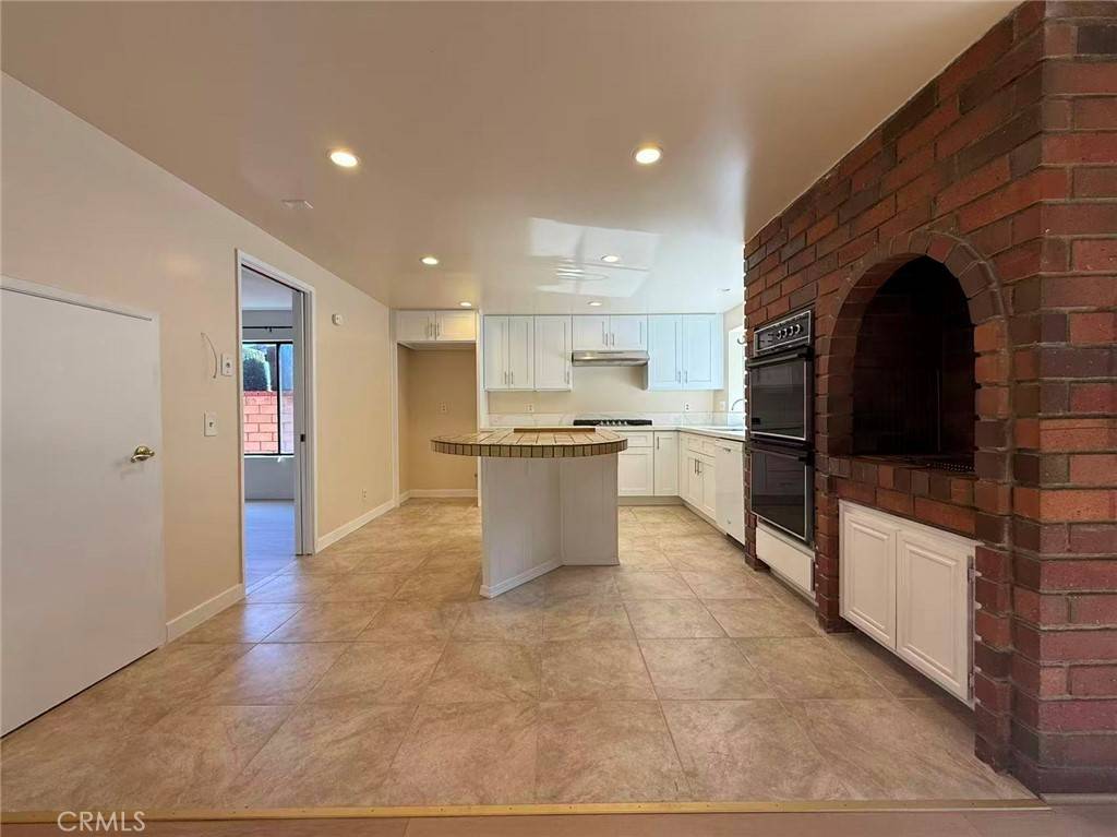 Monterey Park, CA 91754,724 Barnum Way