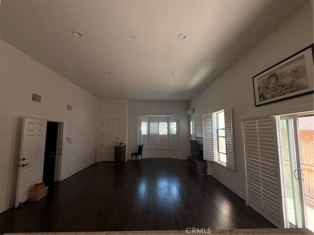 South El Monte, CA 91733,1236 Kruse DR