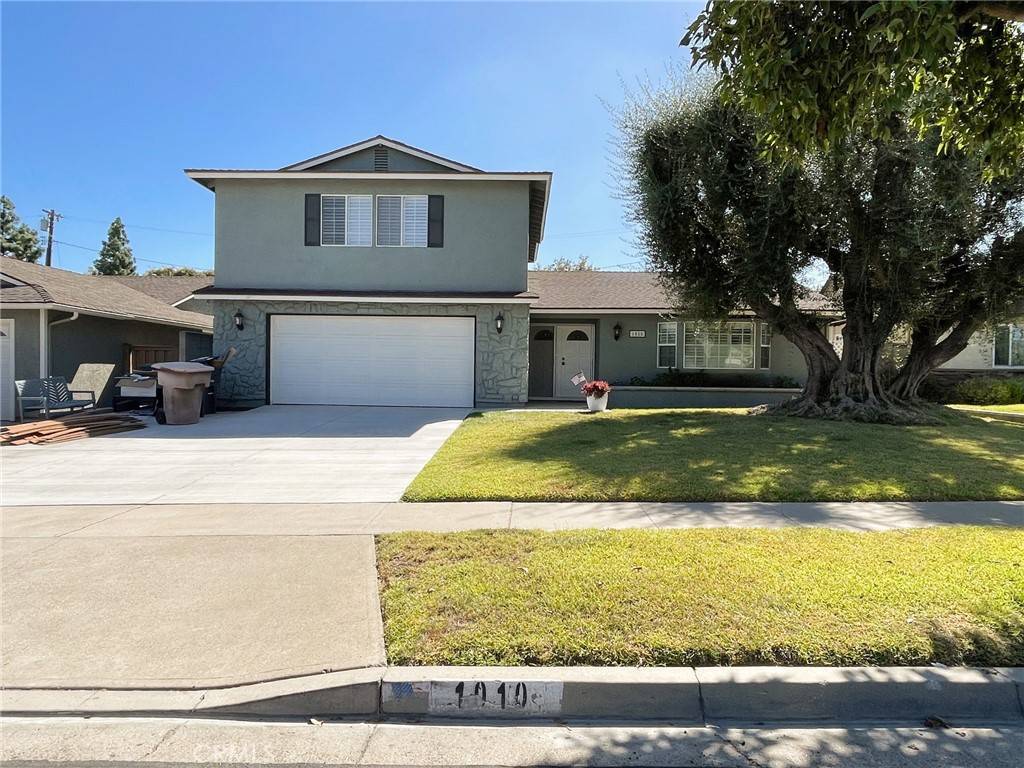 Placentia, CA 92870,1010 Huggins