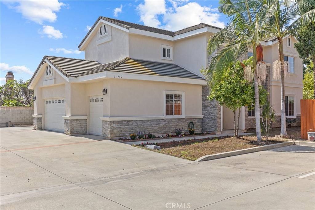 El Monte, CA 91732,11452 Lambert