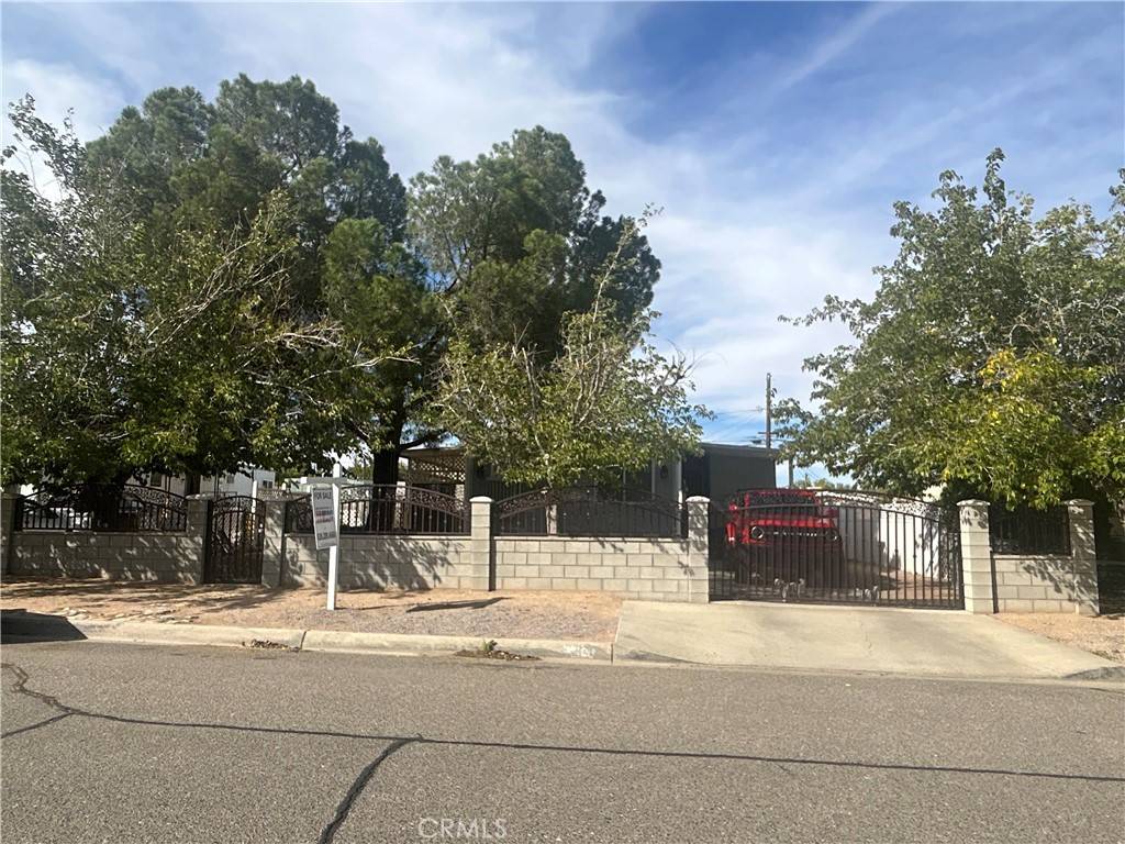 Hesperia, CA 92345,19190 Hinton ST