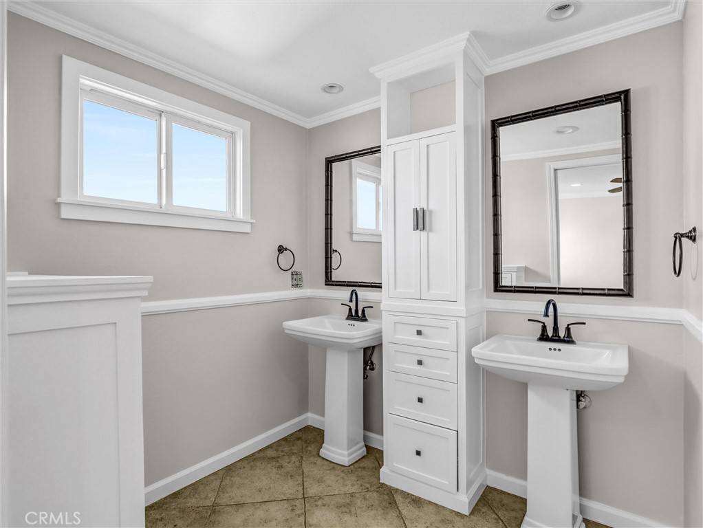 Torrance, CA 90504,4325 W 182 ST #18