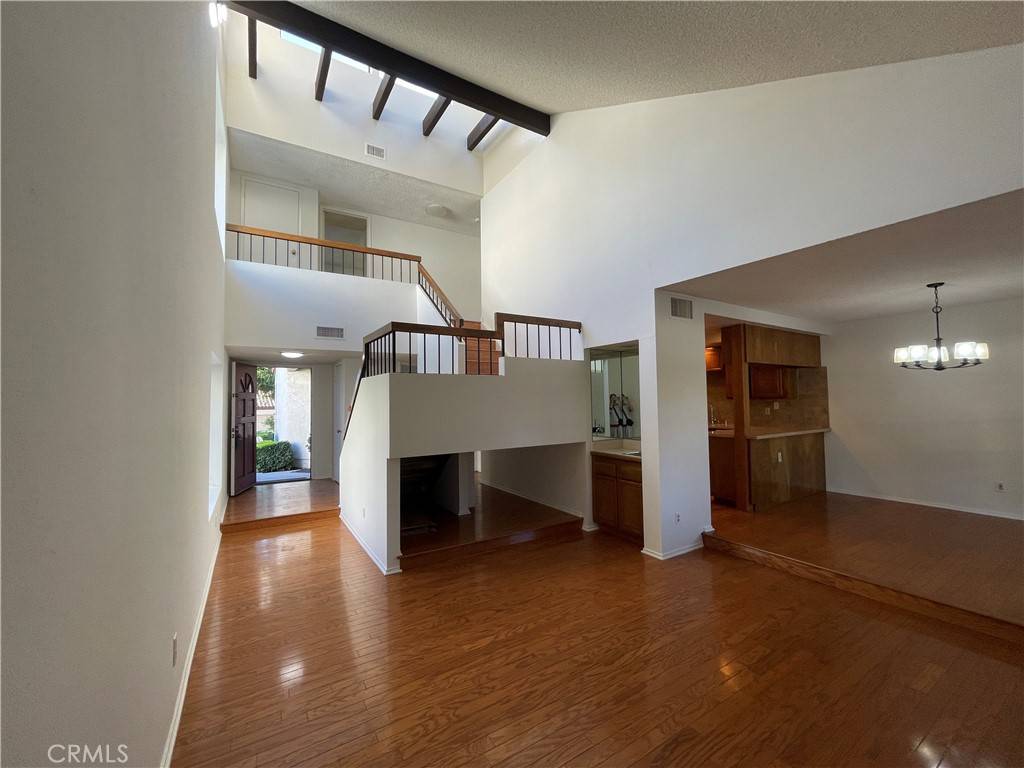 Claremont, CA 91711,821 Manchester CT