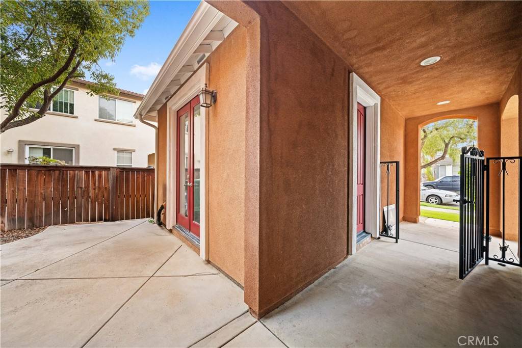 Corona, CA 92883,10877 Cameron