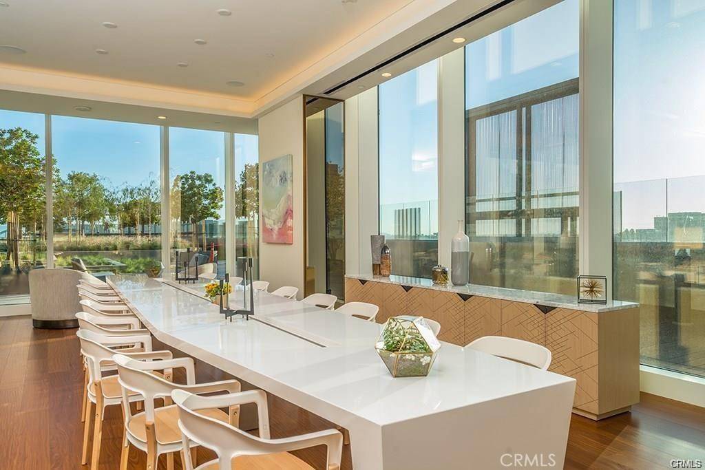 Los Angeles, CA 90017,889 Francisco #2501