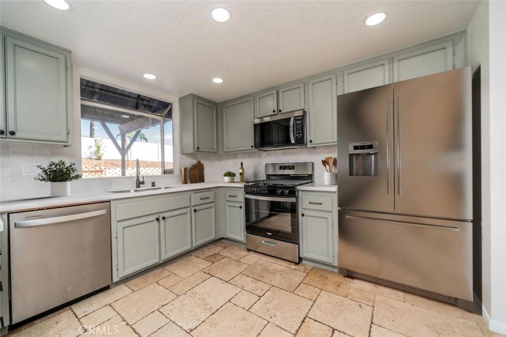 Murrieta, CA 92562,24356 Via Las Junitas