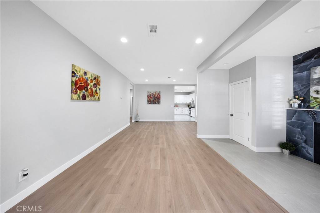 Pomona, CA 91767,404 E Kingsley AVE