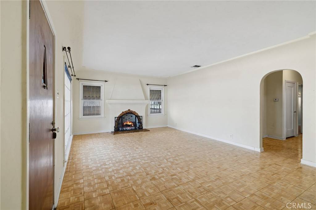 Alhambra, CA 91801,1424 S Stoneman AVE