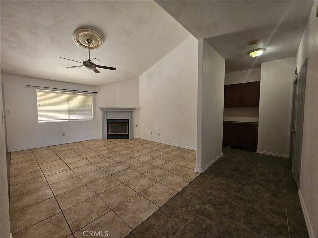 Bakersfield, CA 93307,5411 Los Amigos DR