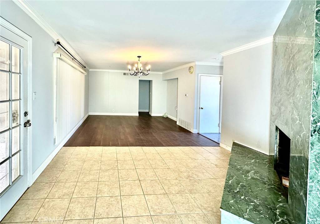 North Hollywood, CA 91605,12040 Stagg ST