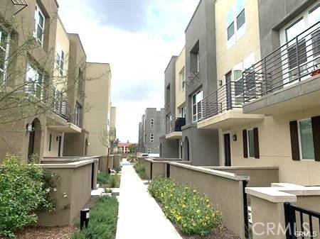 Azusa, CA 91702,479 Marc #E