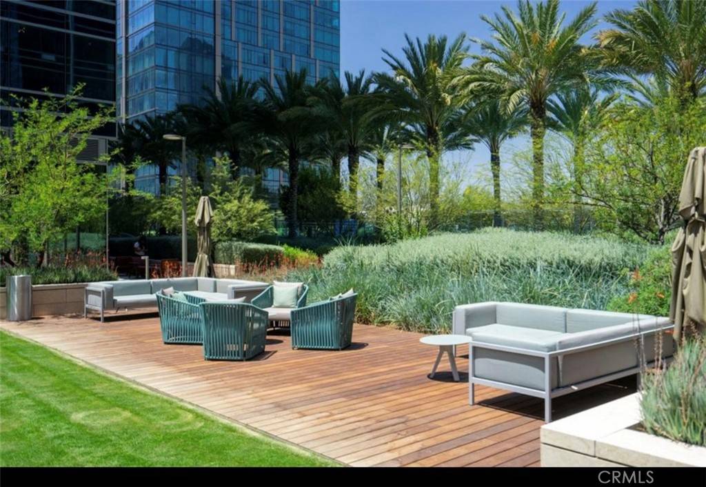 Los Angeles, CA 90017,877 Francisco #517