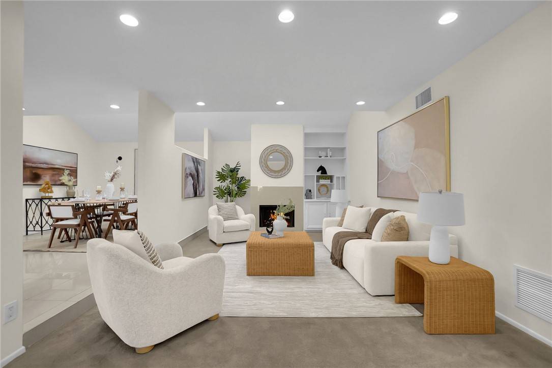 Irvine, CA 92604,1 White Birch