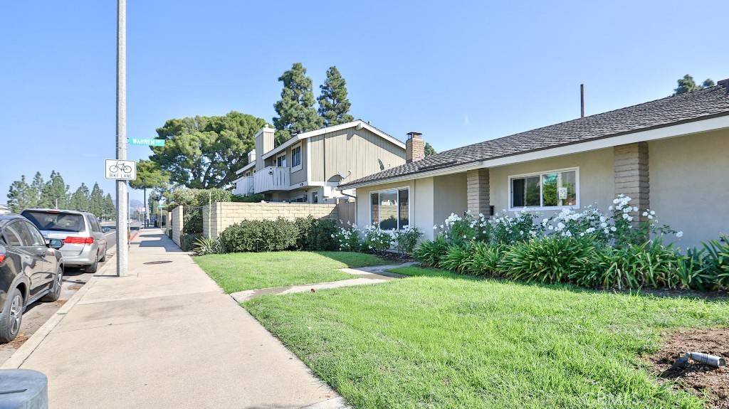 Tustin, CA 92780,12700 Newport AVE #3