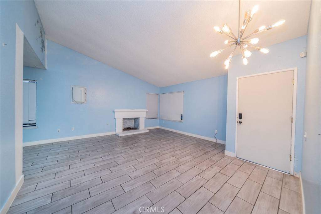 Rialto, CA 92376,261 N Vine