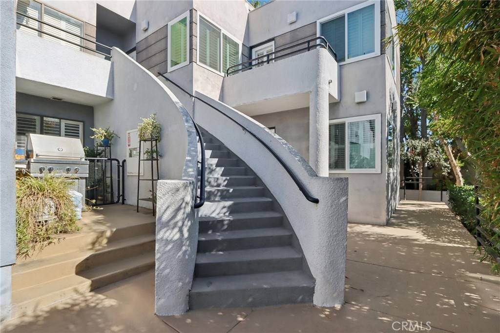 Pasadena, CA 91101,360 S Los Robles AVE #11