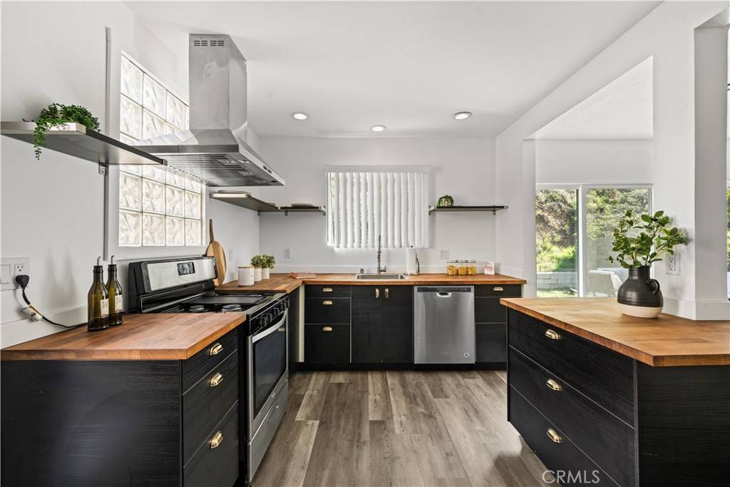 Monterey Park, CA 91755,1422 Kempton